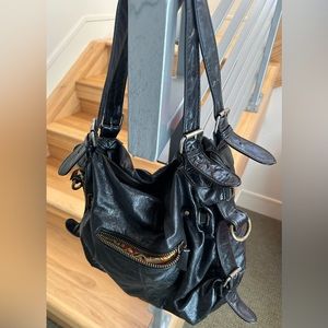 Women’s Shoulder Bag (Latico)